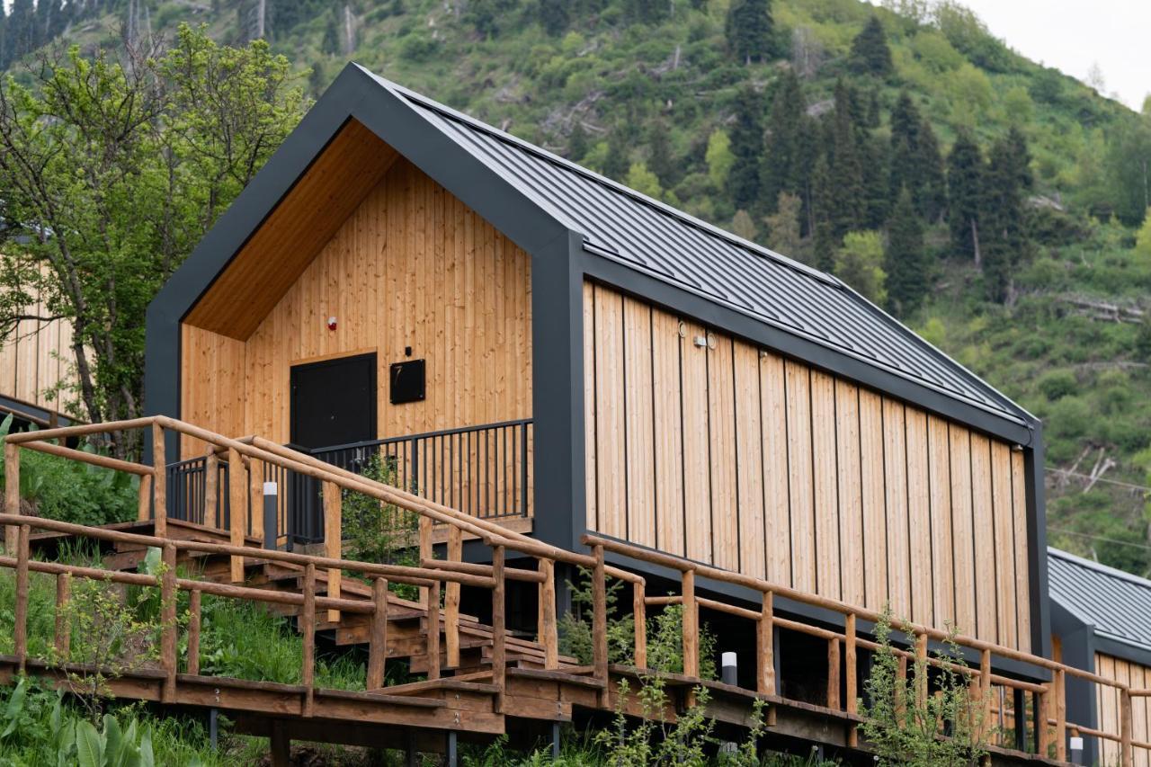 Qazaq Auyl Eco Hotel 알마티 외부 사진