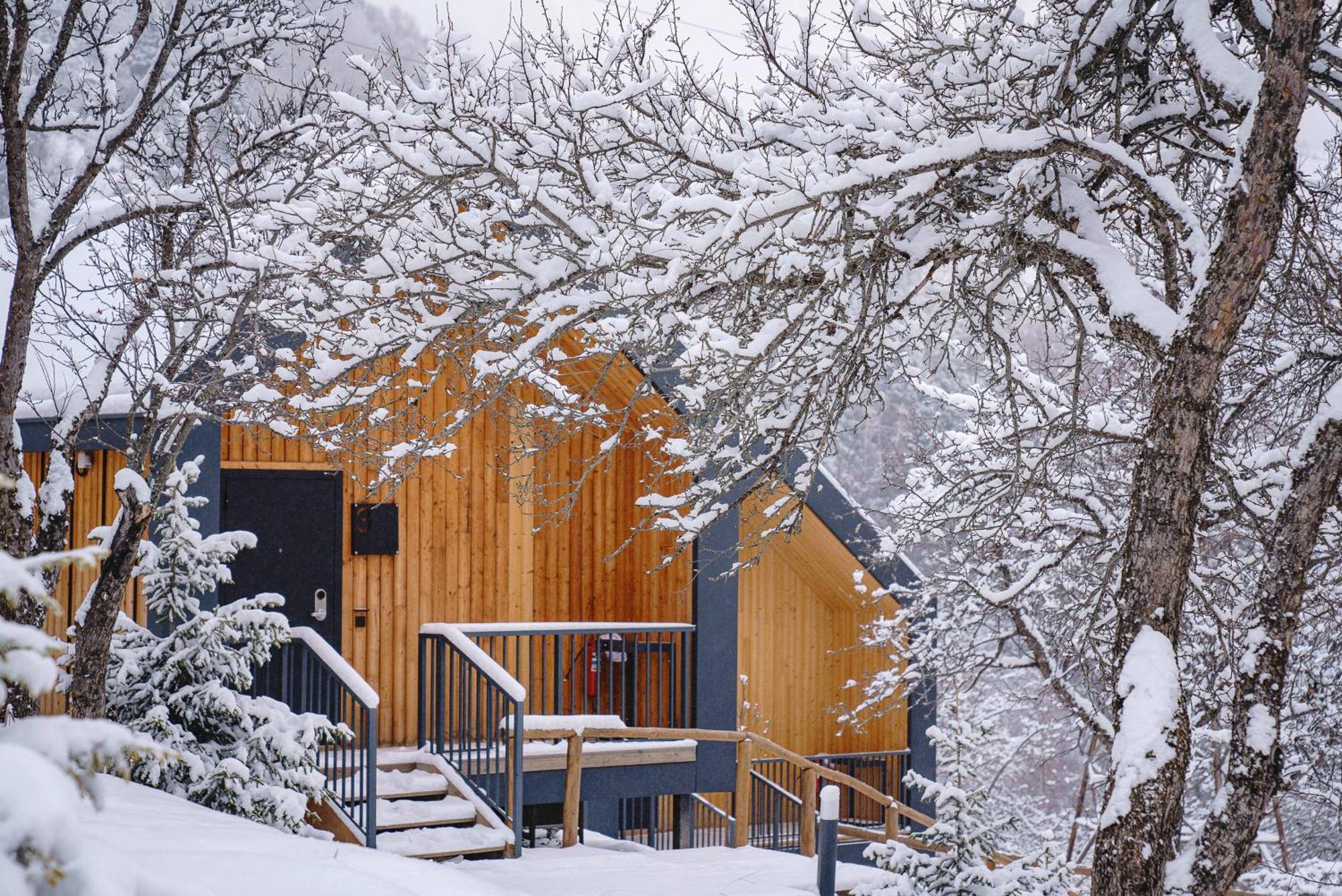 Qazaq Auyl Eco Hotel 알마티 외부 사진