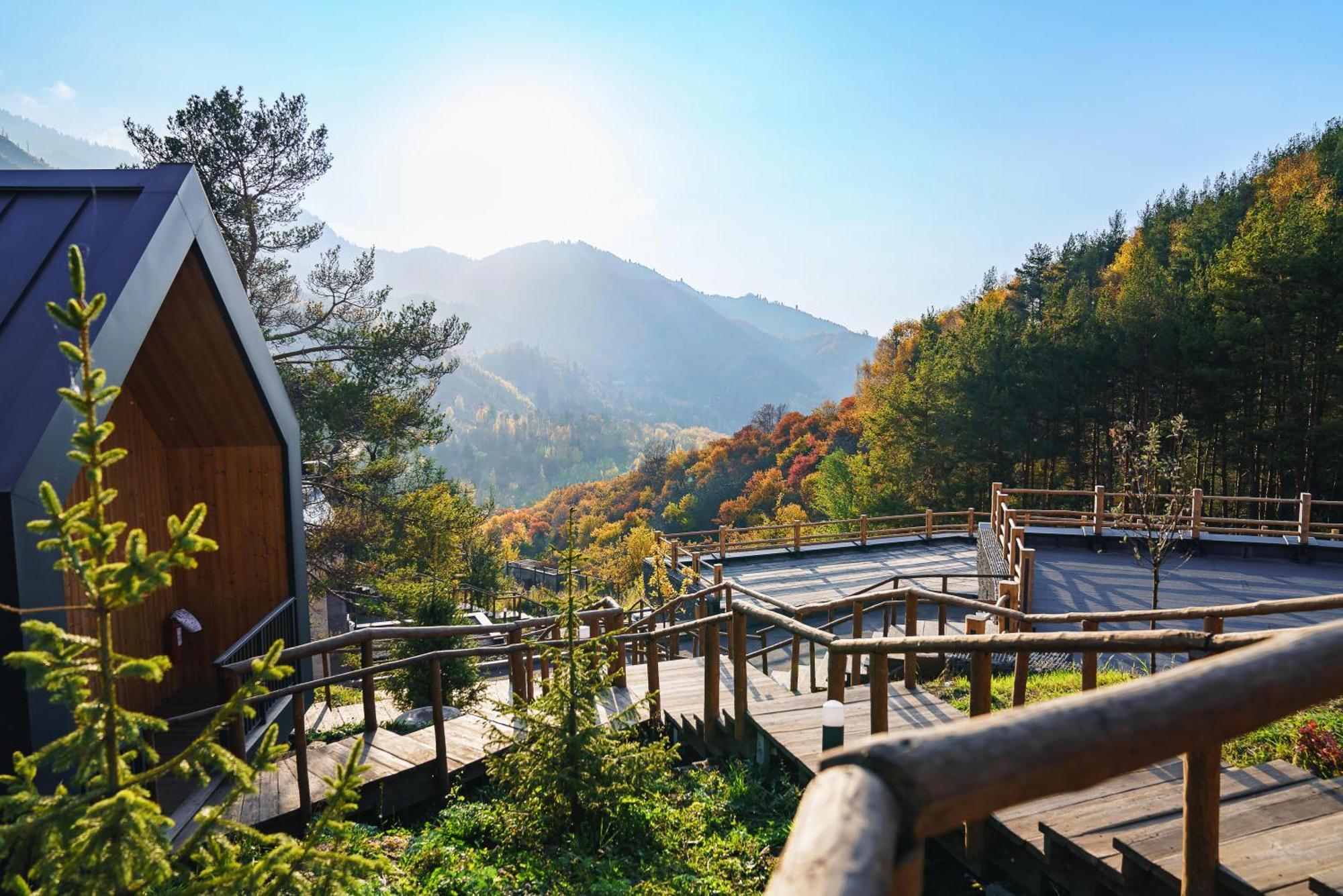 Qazaq Auyl Eco Hotel 알마티 외부 사진